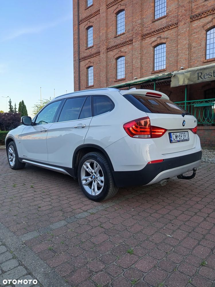 BMW X1 xDrive20d - 11