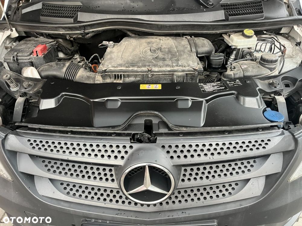 Mercedes-Benz Vito - 21