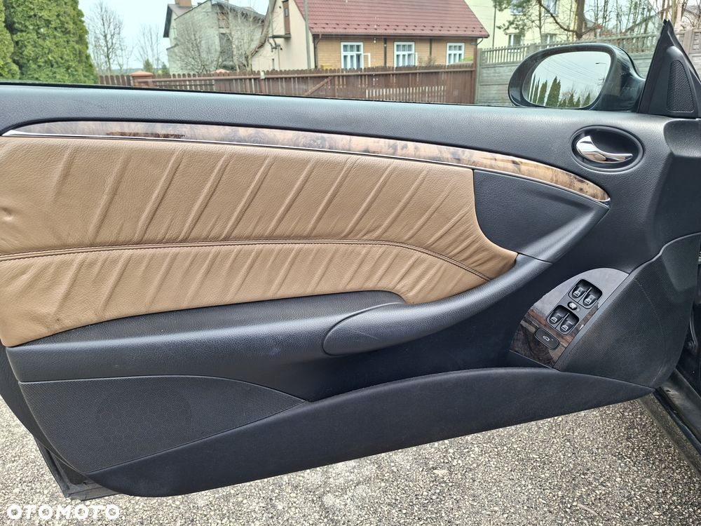 Mercedes-Benz CLK 280 7G-TRONIC Avantgarde - 23