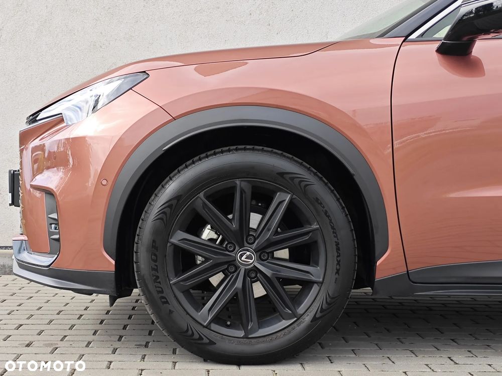 Lexus LBX 1.5 Hybrid Original Edition AWD - 29