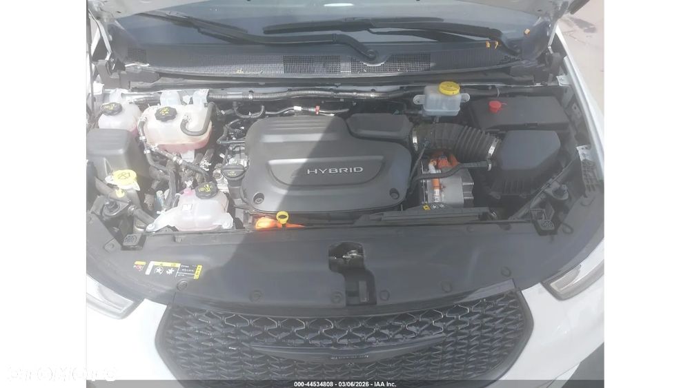 Chrysler Pacifica - 13