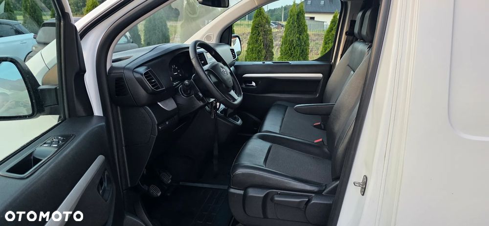 Opel Vivaro - 10