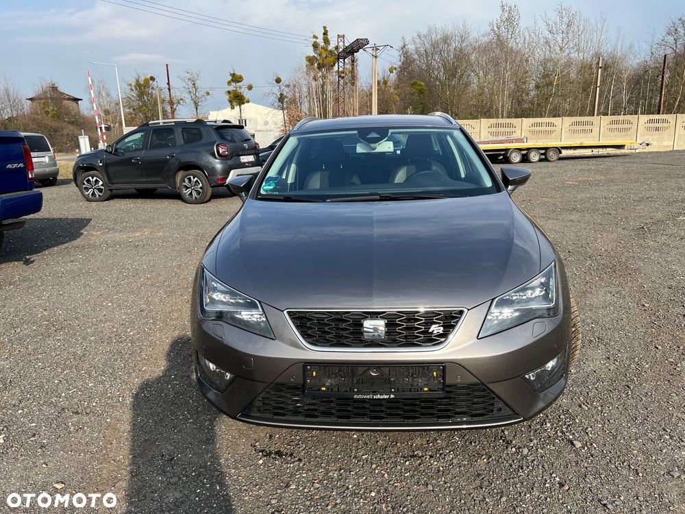 Seat Leon 1.8 TSI Start&Stop DSG FR - 4