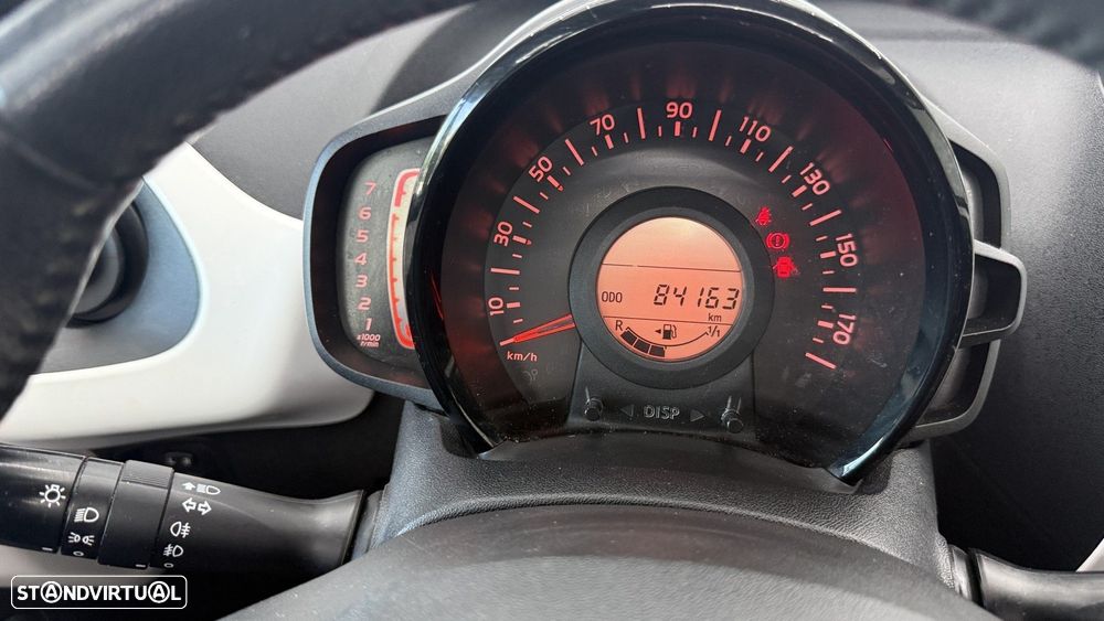 Peugeot 108 1.2 VTi Allure - 19