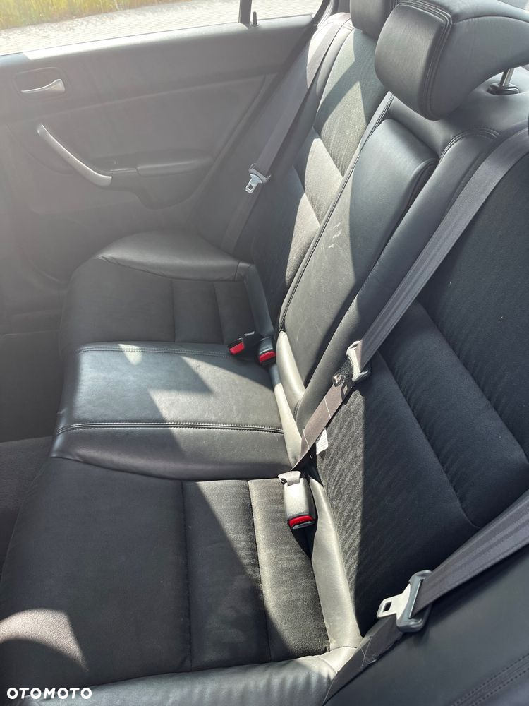 Honda Accord Tourer 2.0 i Sport - 19
