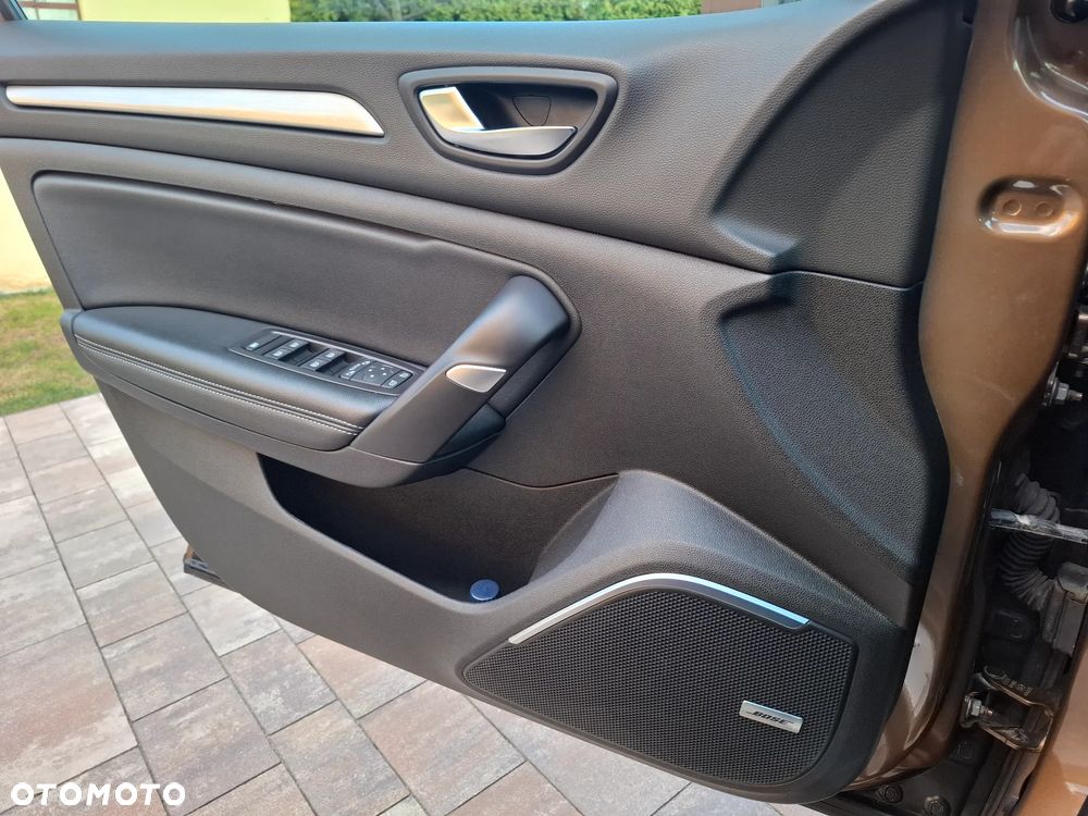 Renault Megane 1.2 Energy TCe Bose - 24