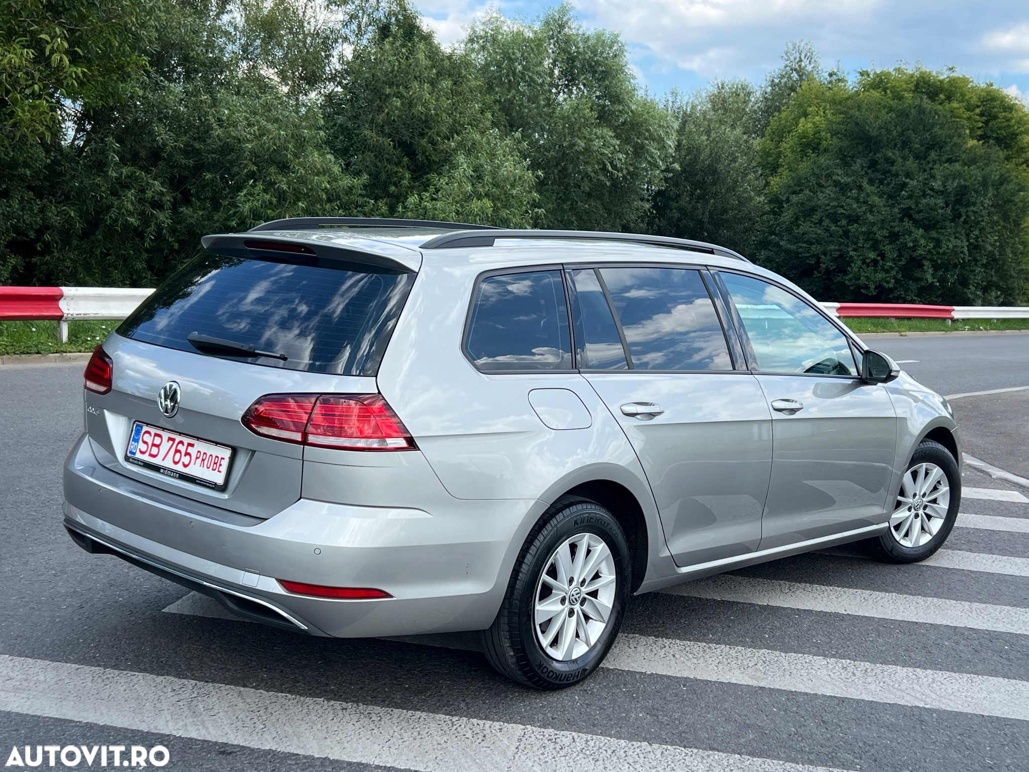 Volkswagen Golf Variant 1.6 TDI DSG Join - 7