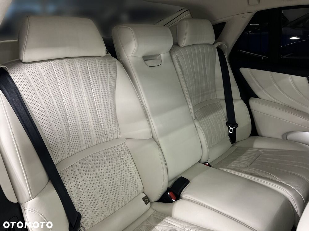 Lexus LS 500h Omotenashi AWD - 15