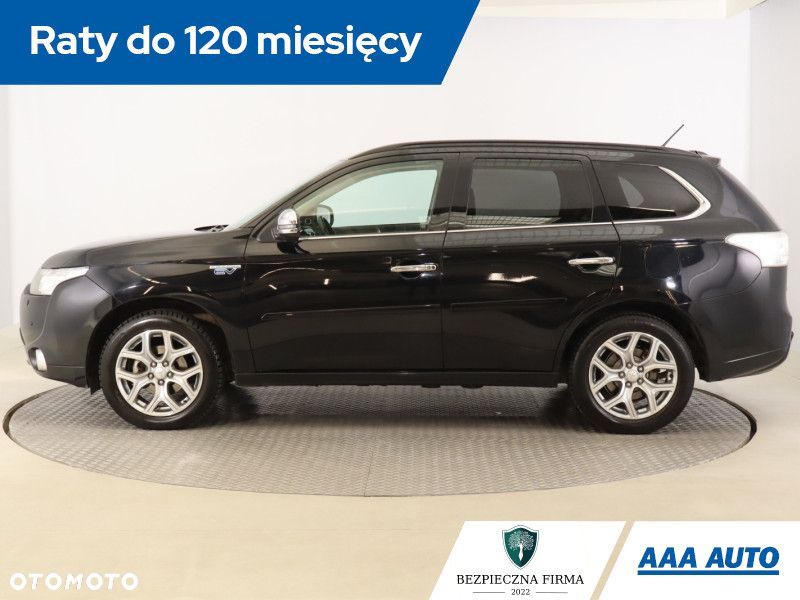 Mitsubishi Outlander - 4