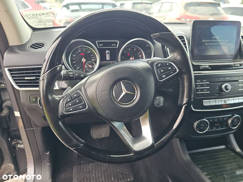 Mercedes-Benz GLS - 13