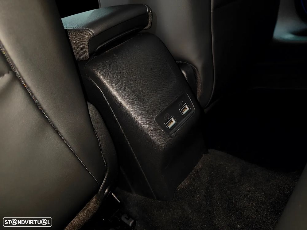 Peugeot 208 1.2 PureTech Allure EAT8 - 37