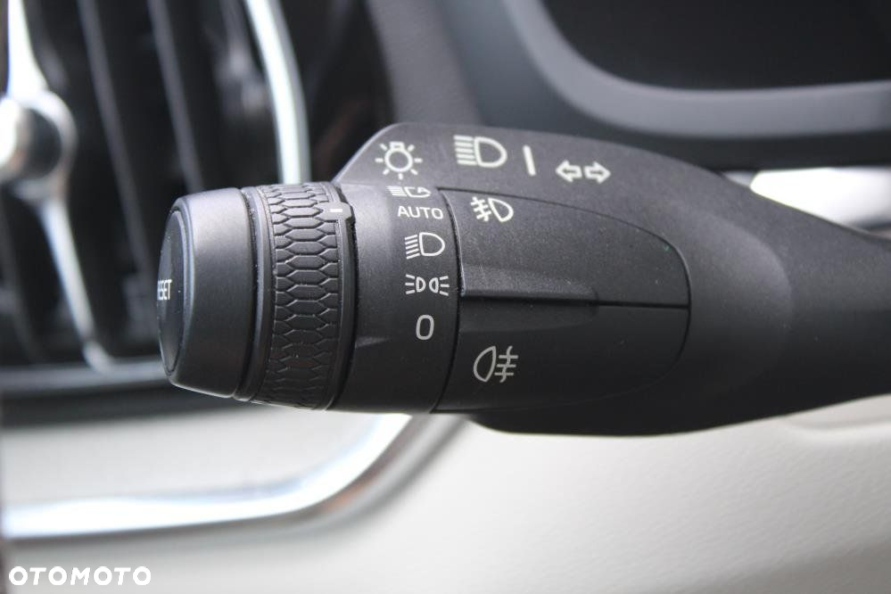 Volvo V60 - 29