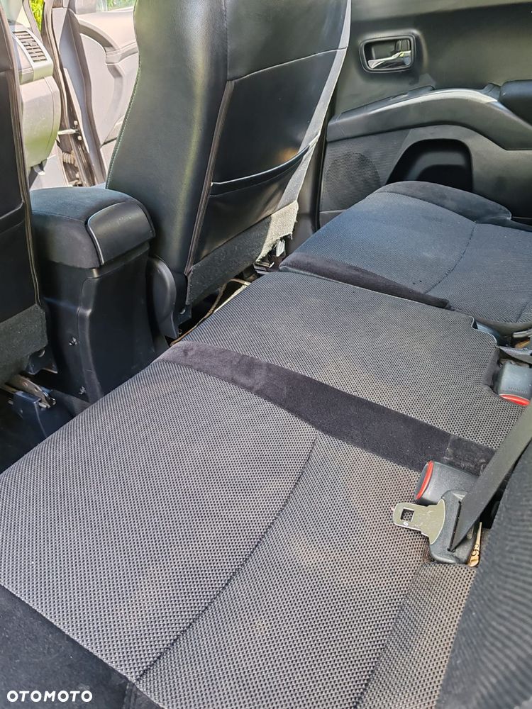 Peugeot 4007 2.2HDi Premium Euro5 - 16
