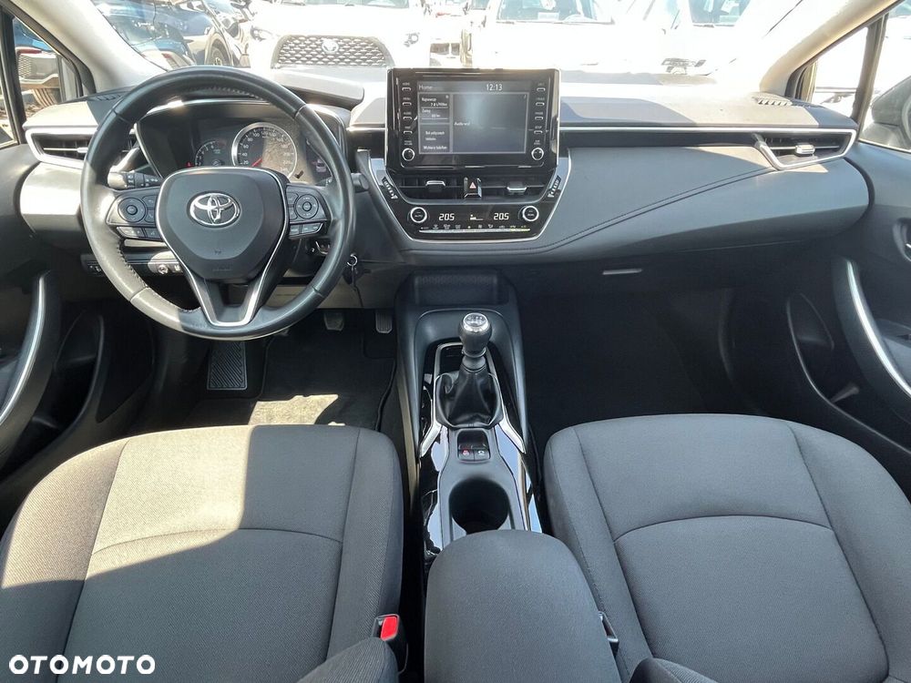 Toyota Corolla - 5
