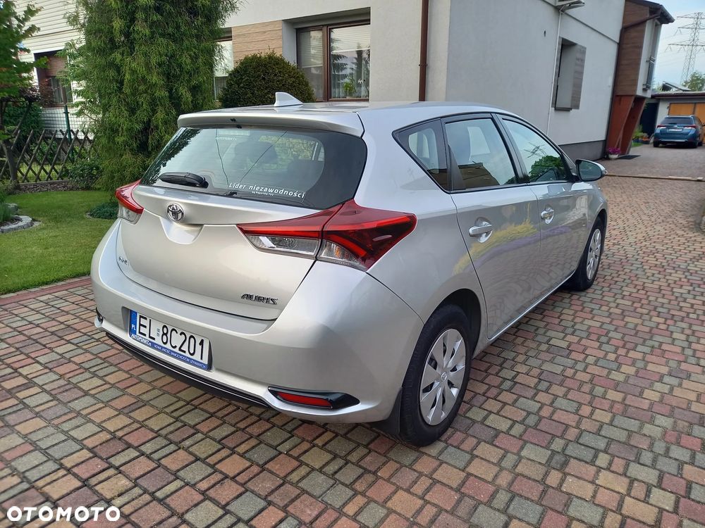 Toyota Auris 1.33 VVT-i Active - 3