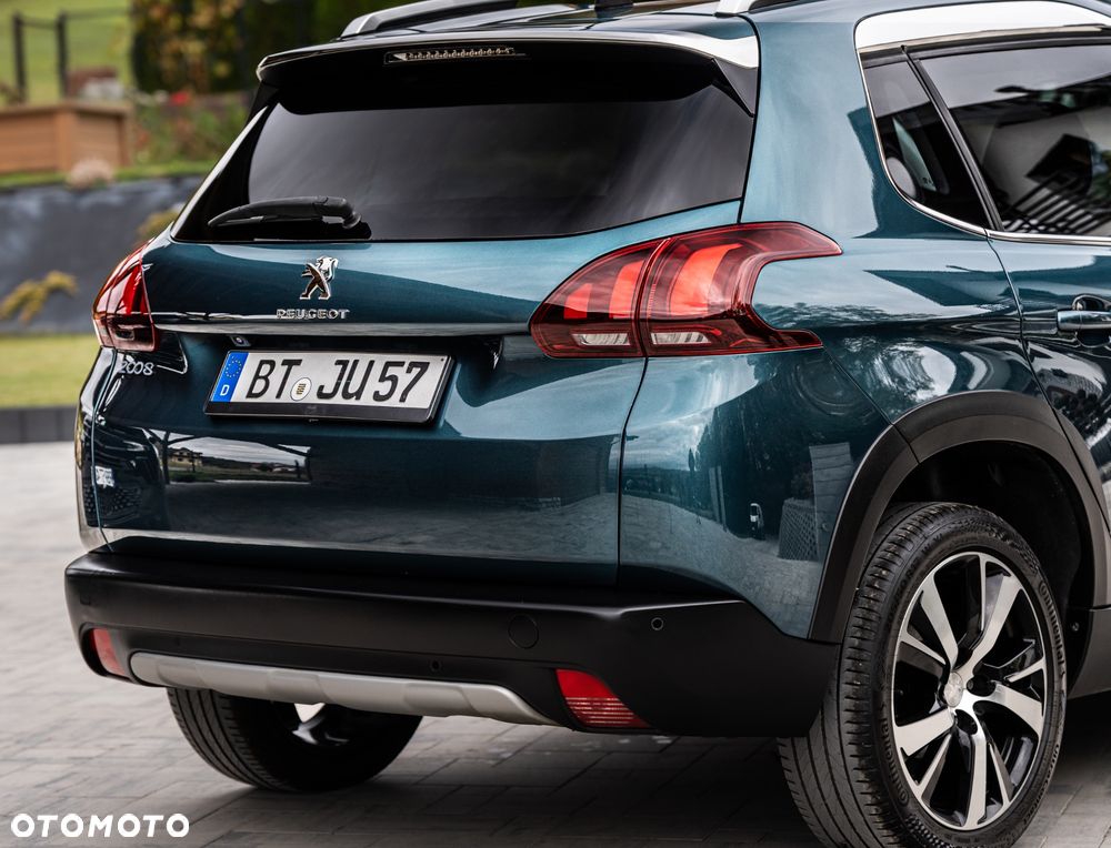 Peugeot 2008 1.2 Pure Tech Allure S&S - 18