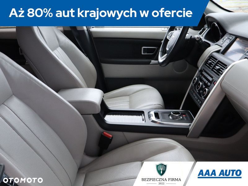 Land Rover Discovery Sport - 11