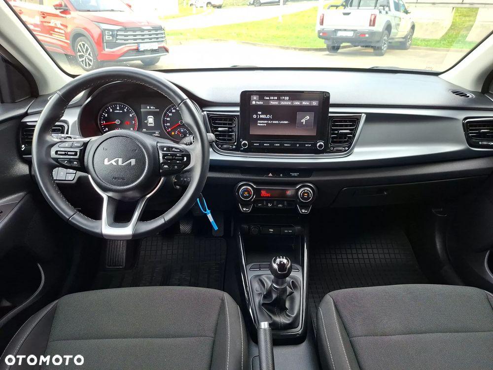 Kia Rio 1.2 L - 22