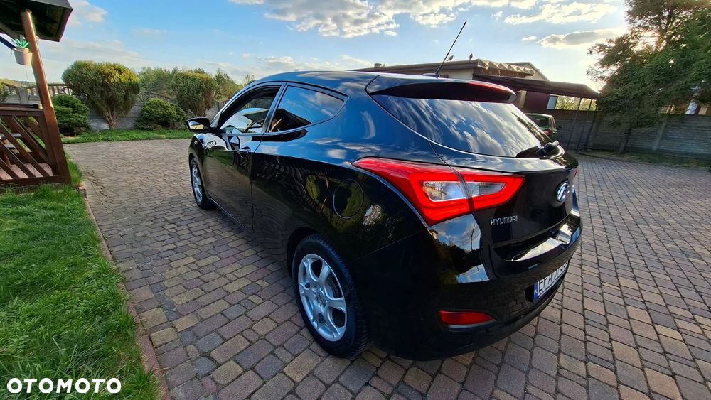 Hyundai i30 1.6 GDI Premium - 10