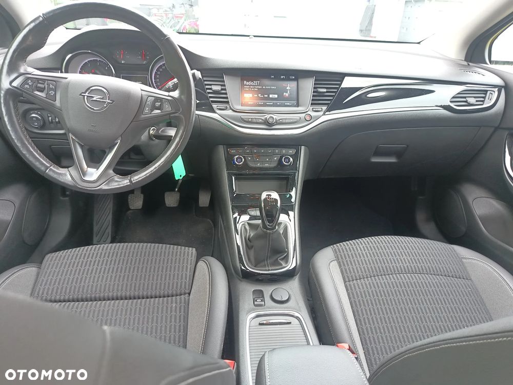 Opel Astra - 12