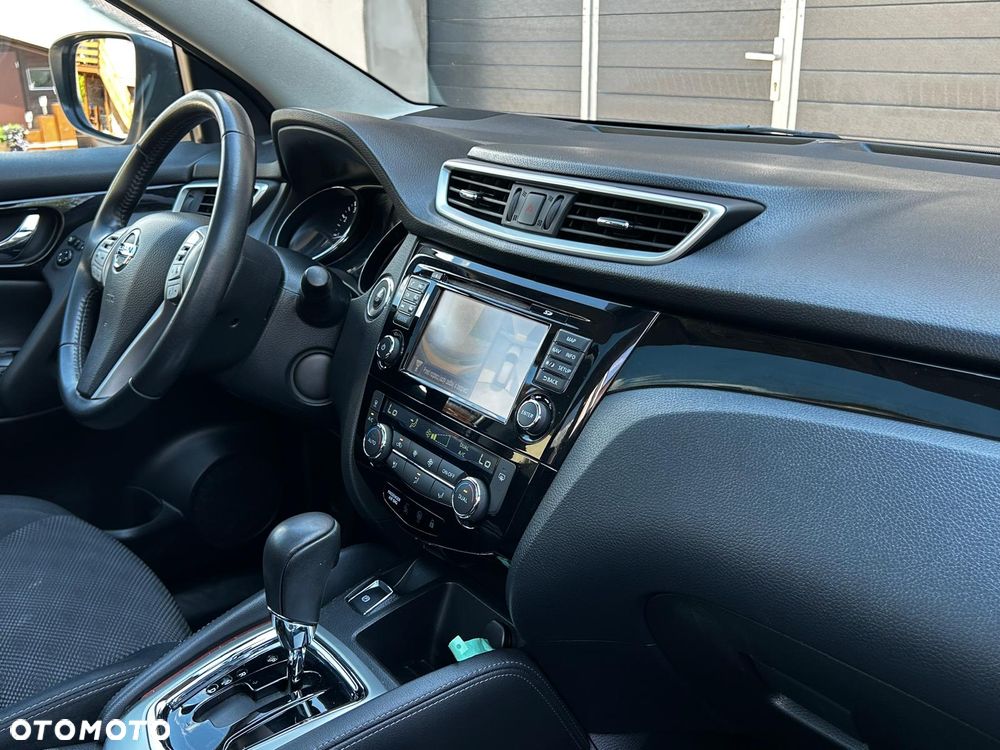 Nissan Qashqai 1.2 DIG-T N-Connecta Xtronic - 17