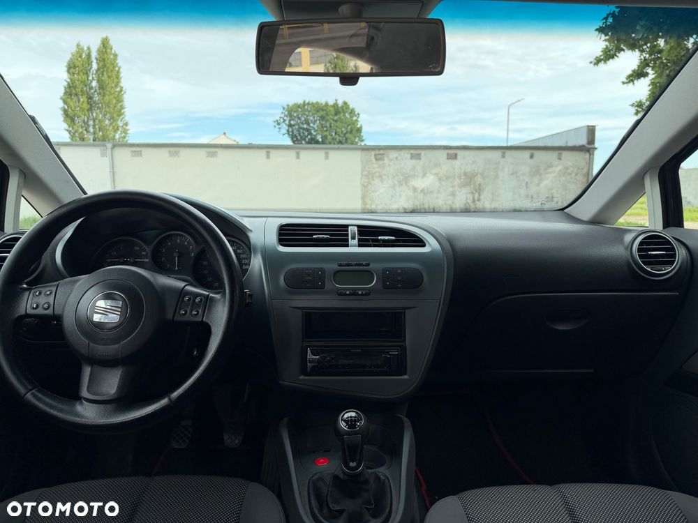 Seat Leon 1.8 TSI Stylance - 11
