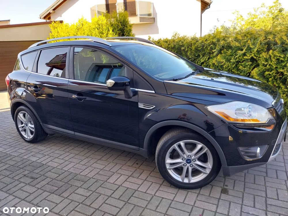 Ford Kuga 2.0 TDCi 4x4 Titanium - 27