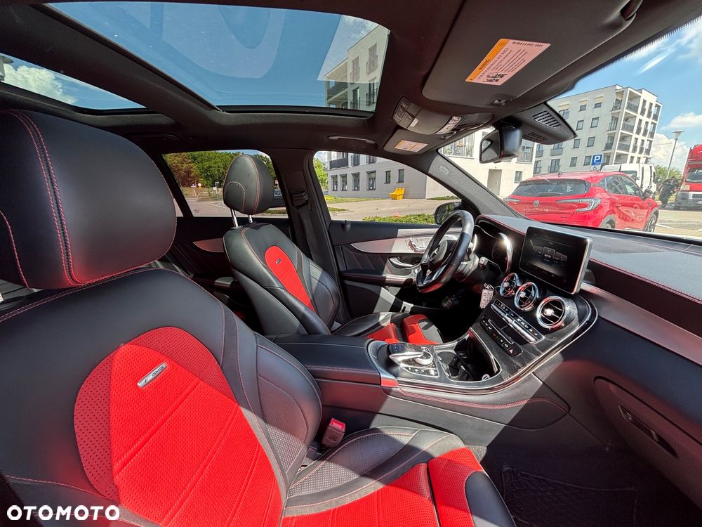 Mercedes-Benz GLC AMG 63 4Matic+ AMG Speedshift MCT - 22