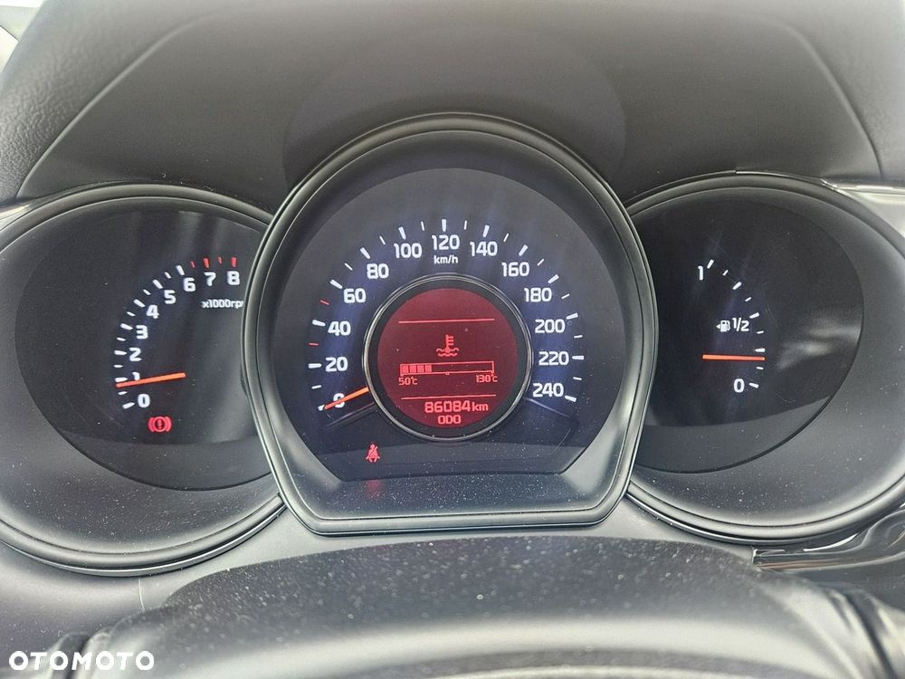 Kia Ceed - 9