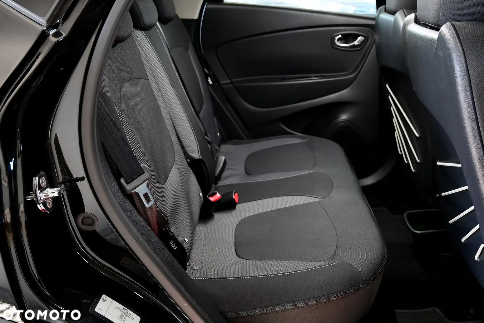 Renault Captur - 23