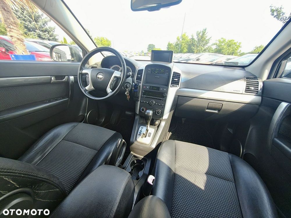Chevrolet Captiva - 30