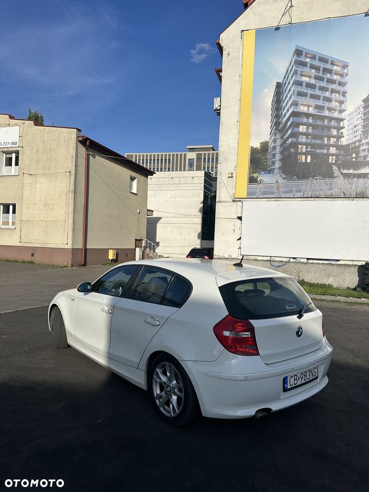 BMW Seria 1 118d DPF Edition Sport - 2