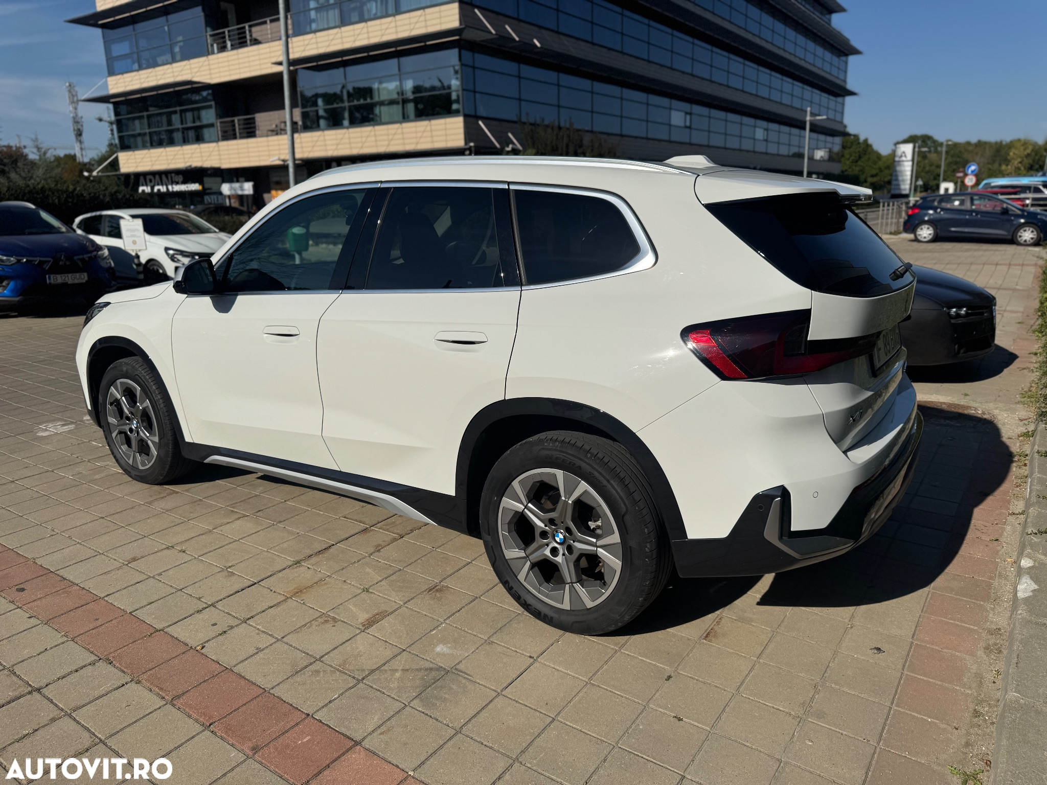 BMW X1 sDrive18d AT - 4