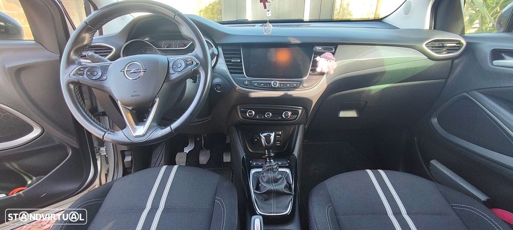 Opel Crossland X 1.2 T Innovation J17 - 8