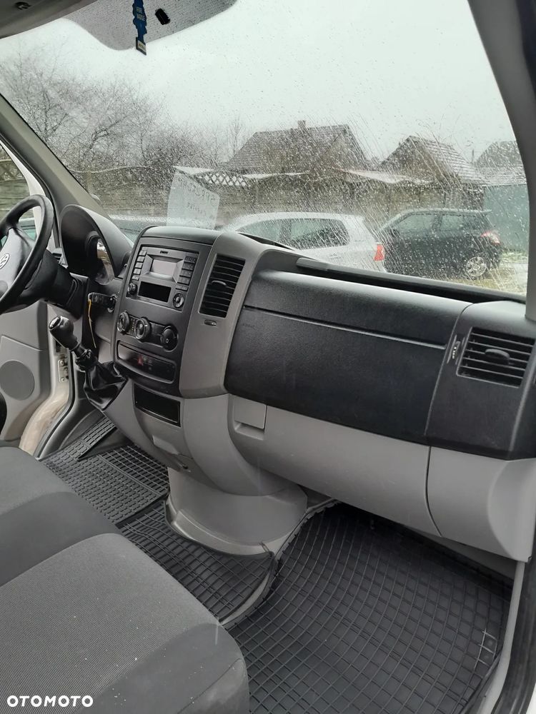 Volkswagen Crafter - 9