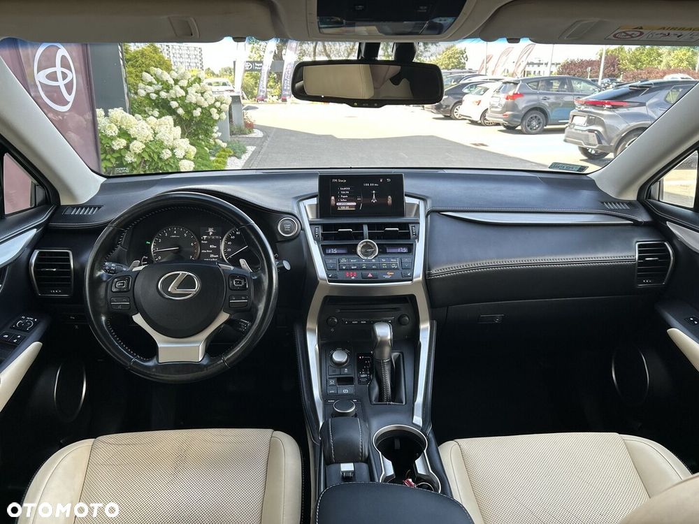 Lexus NX 200t Comfort AWD - 12