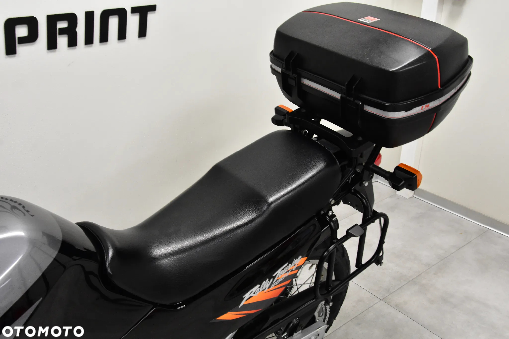 Honda Transalp - 9