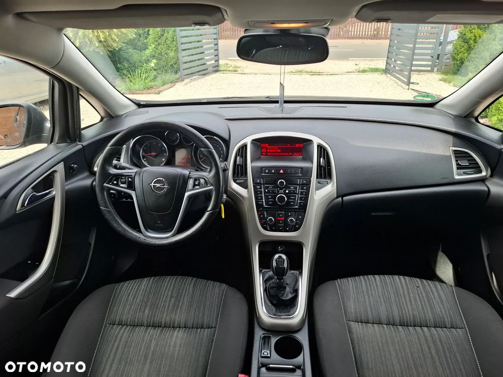 Opel Astra 1.4 Turbo - 21
