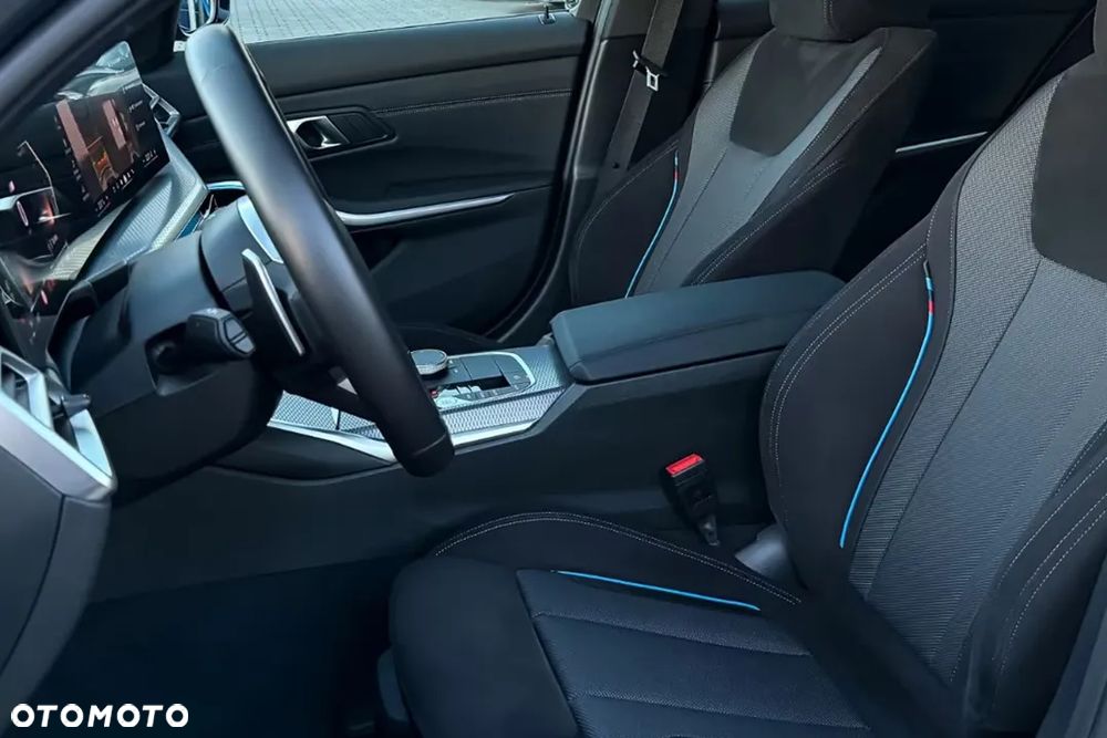 BMW Seria 3 330i xDrive M Sport - 8