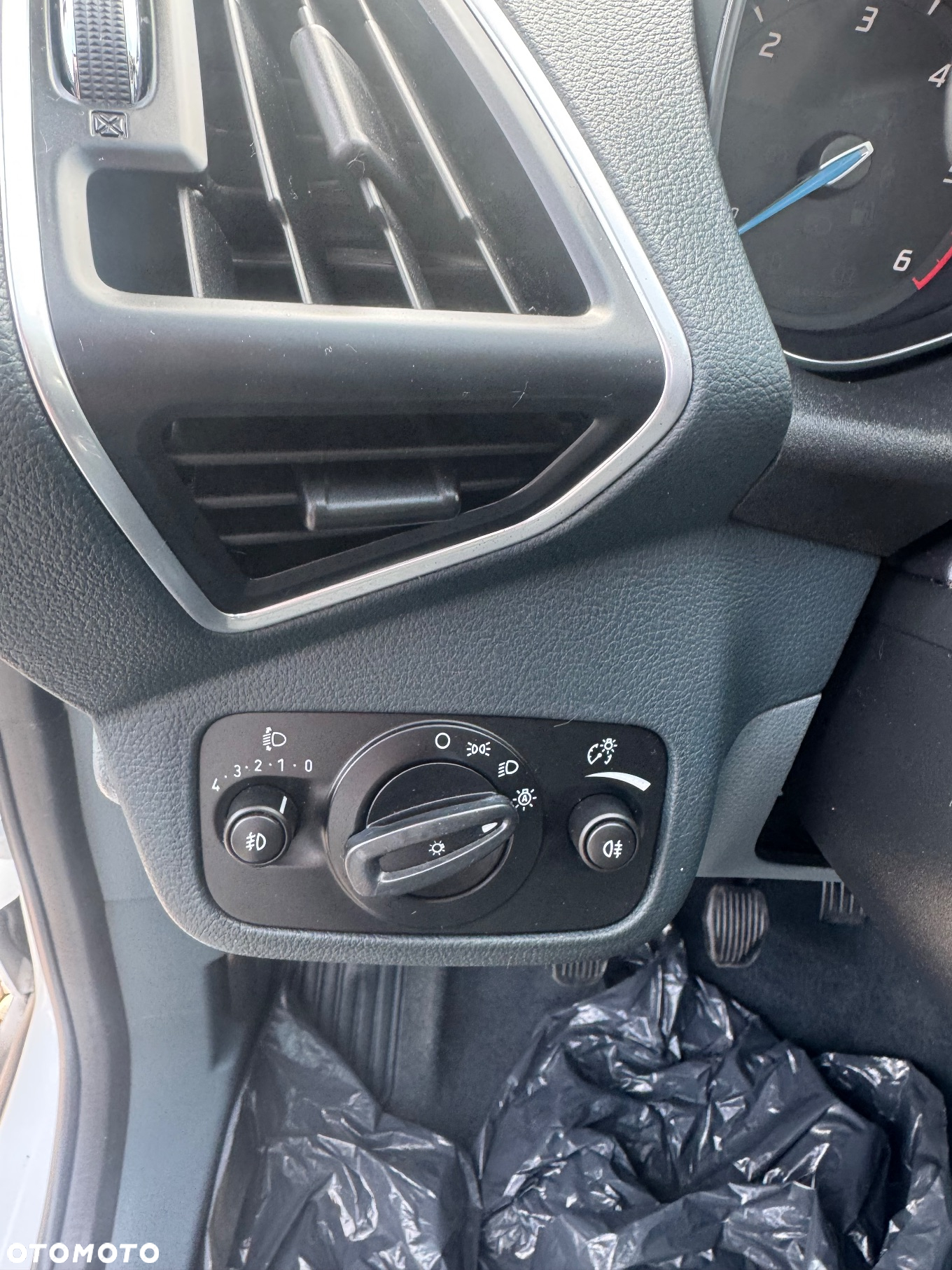 Ford Grand C-MAX 2.0 TDCi SYNC Edition - 13