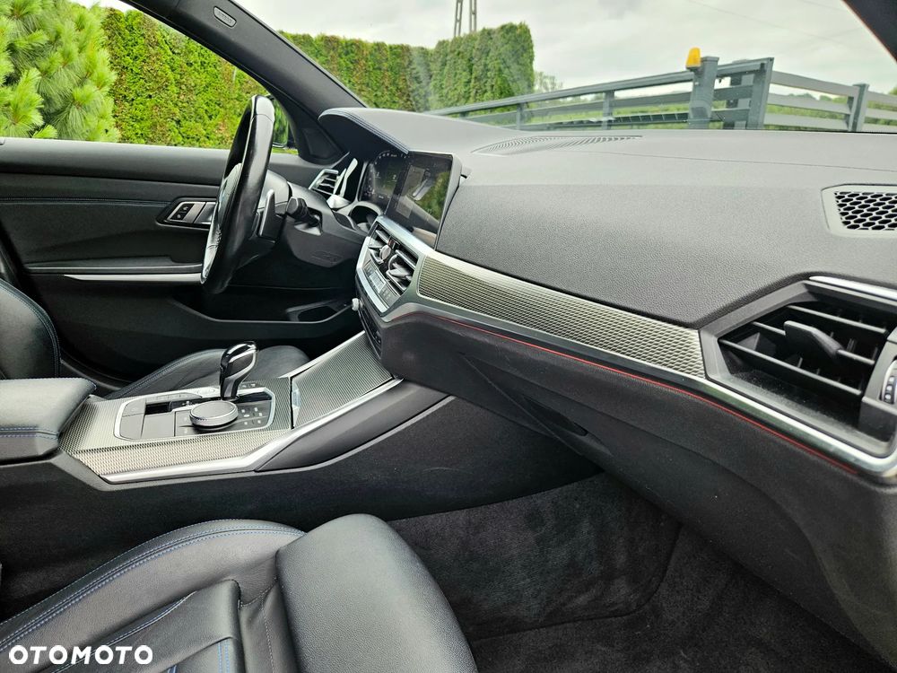 BMW Seria 3 - 23