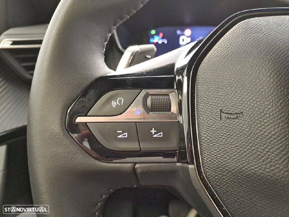 Peugeot 2008 1.2 Hybrid Allure e-DCS6 - 16