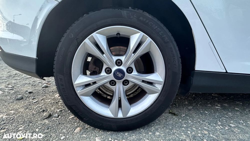 Ford Focus - 14