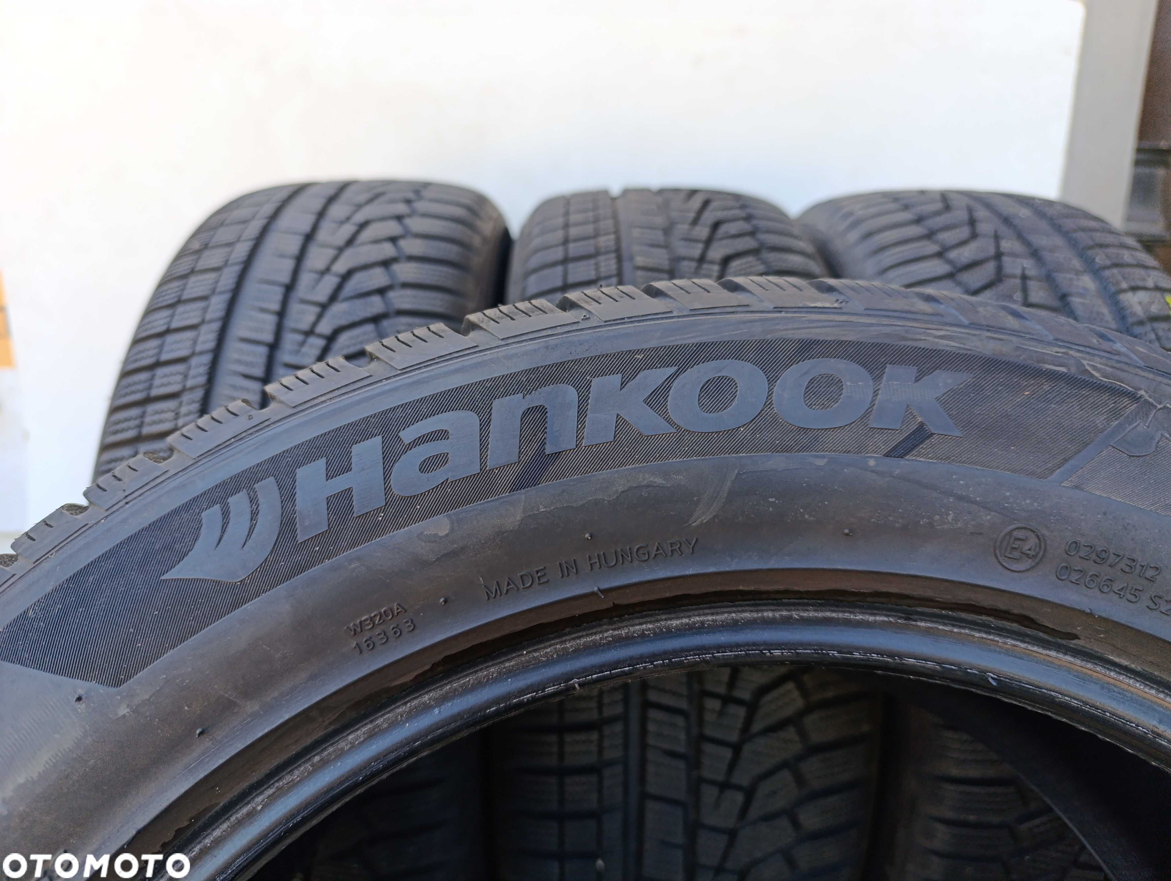 4x 235/55 R18 100H Hankook Winter i*cept Evo2 Suv 2020r 7,3mm - 6