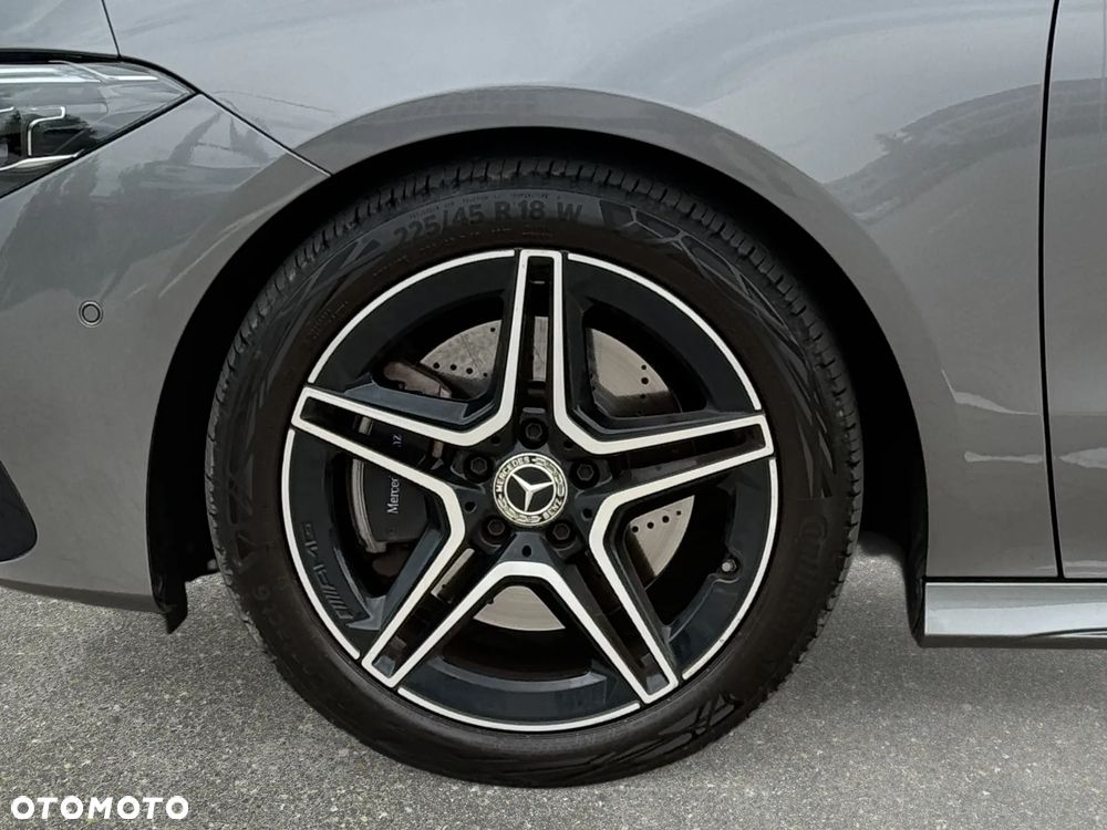 Mercedes-Benz CLA 200 mHEV AMG Line 7G-DCT - 10
