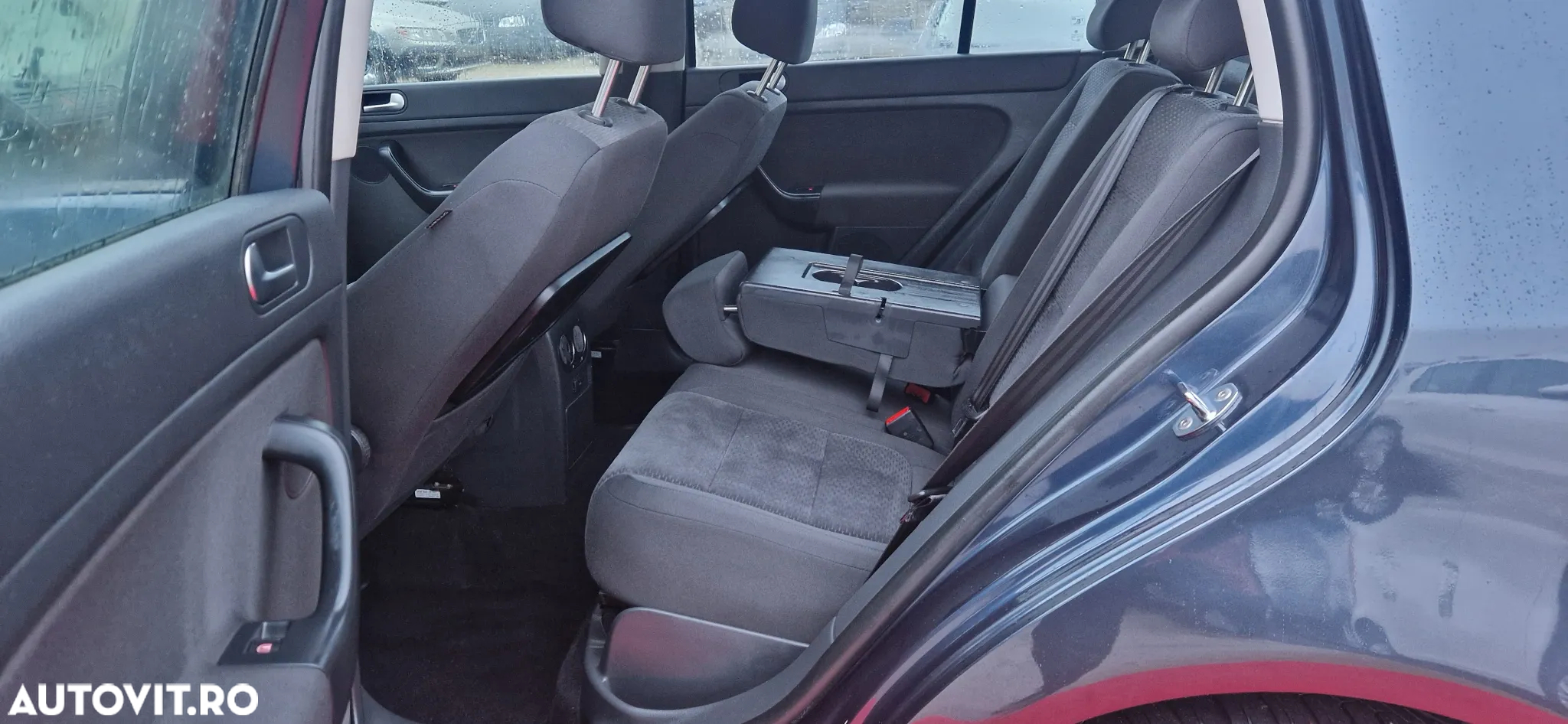 Volkswagen Golf Plus 1.6 TDI DPF BlueMotion Technology Team - 24