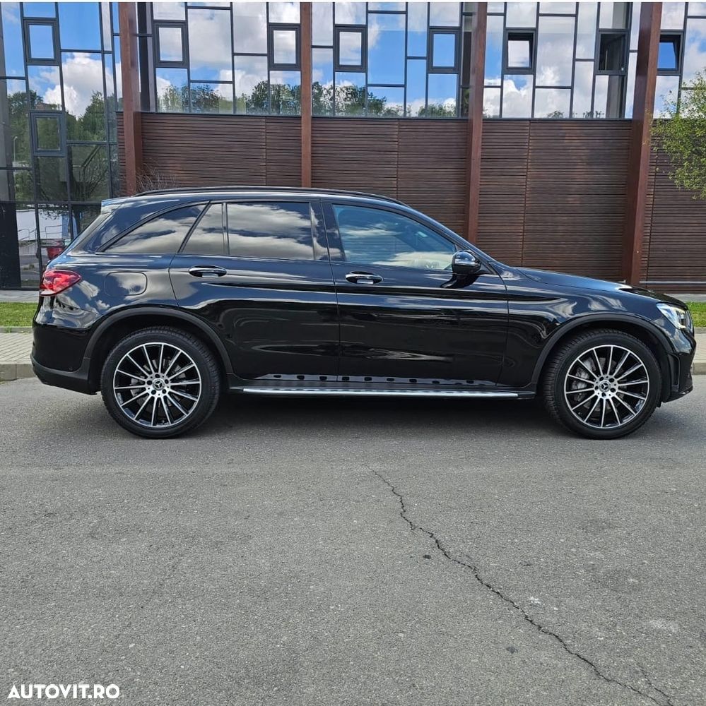 Mercedes-Benz GLC 300 d 4MATIC - 6