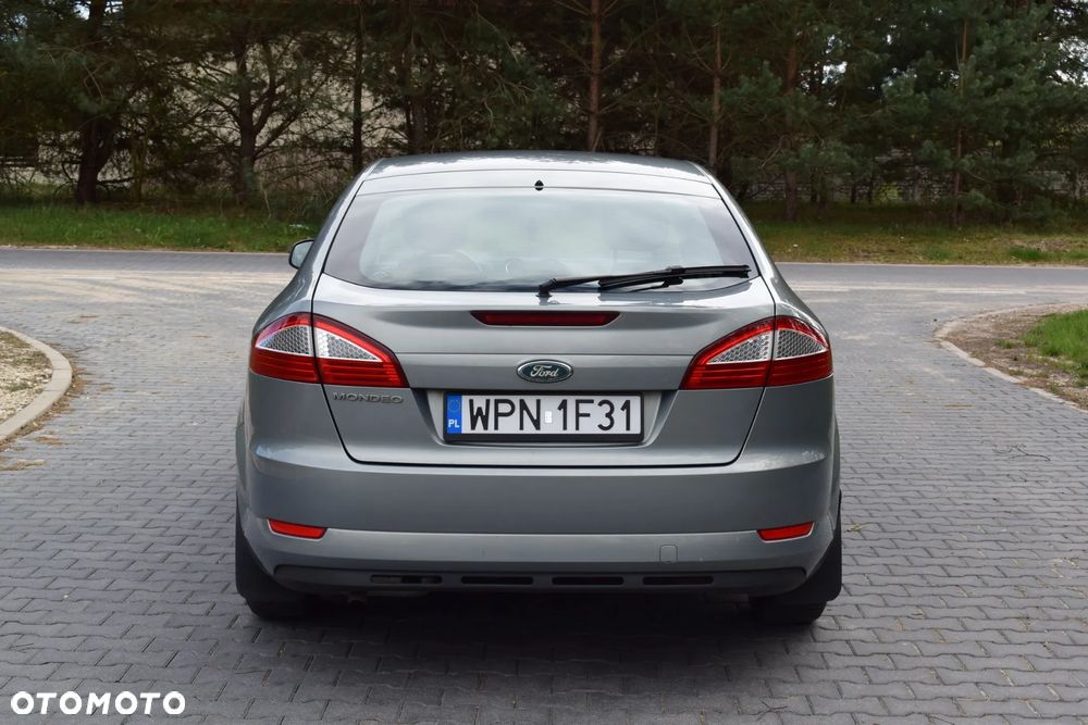 Ford Mondeo - 18