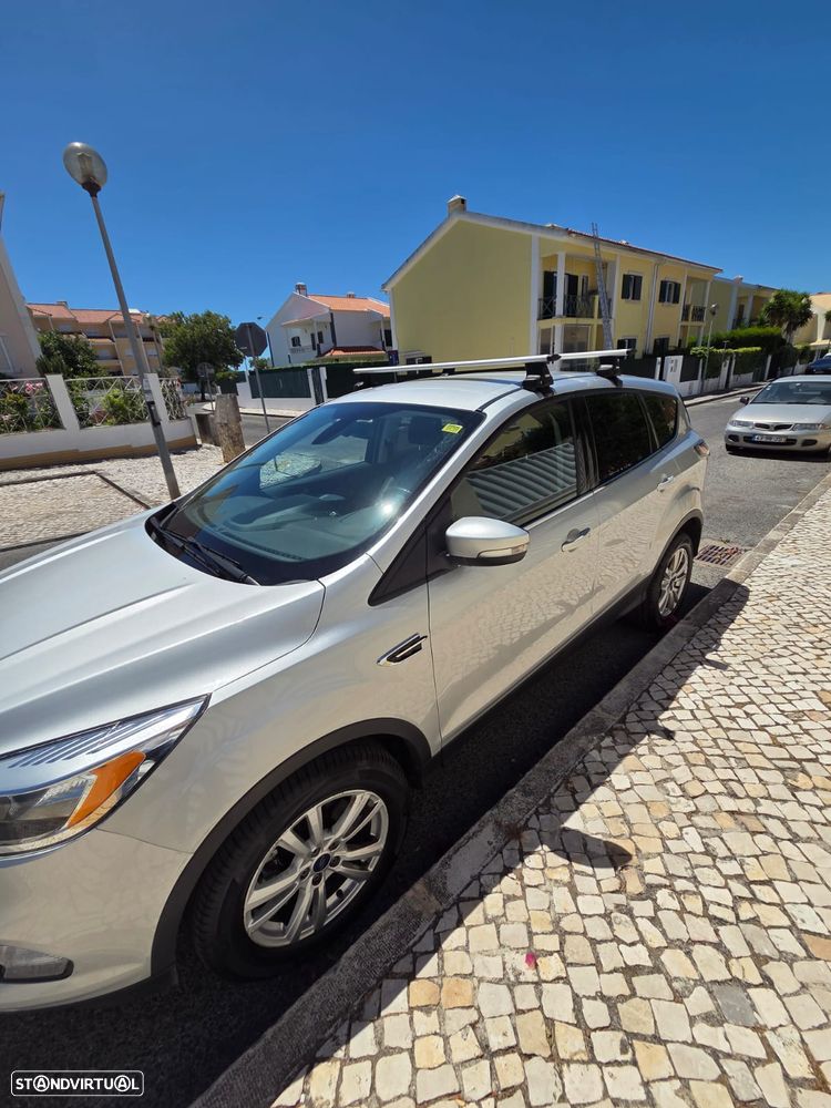 Ford Kuga - 2