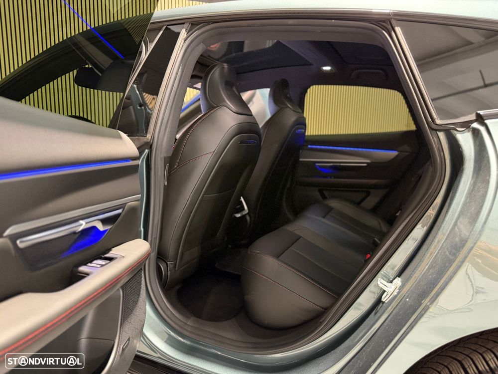 Xpeng P7i AWD Wing Edition - 39